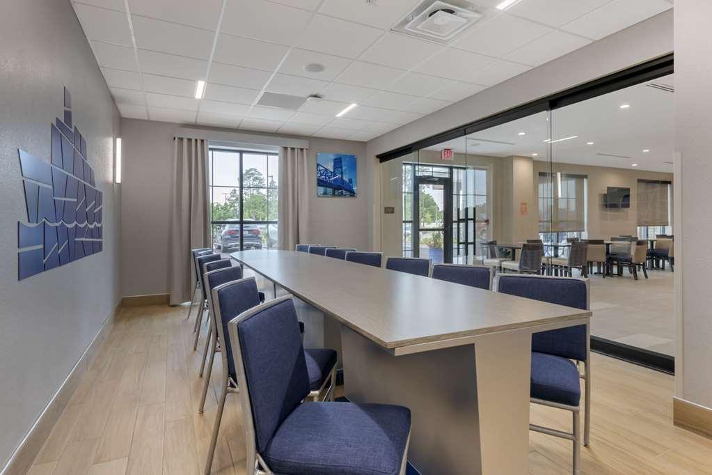 Comfort Inn & Suites Jacksonville - Orange Park Near Naval Air Station Facilidades foto