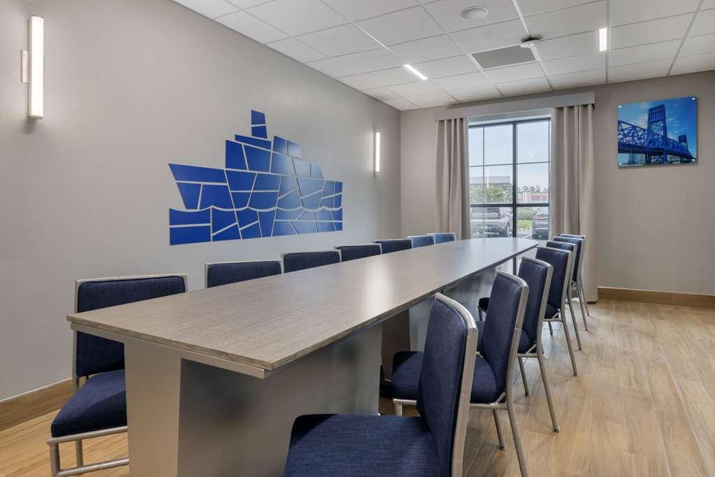 Comfort Inn & Suites Jacksonville - Orange Park Near Naval Air Station Facilidades foto